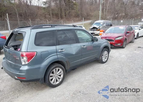 2012 Subaru Forester 2.5X Limited z USA, uszkodzony, nr VIN JF2SHAEC6CH405782